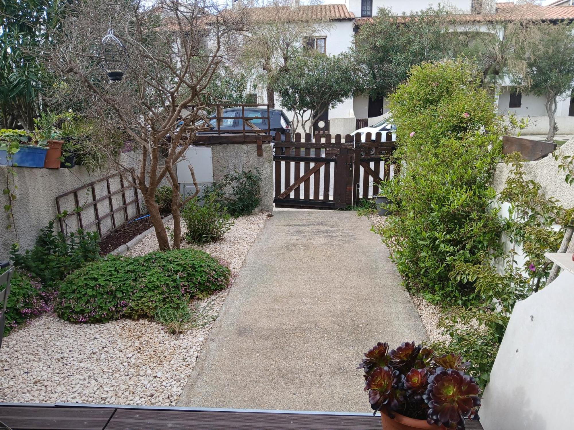 Jolie Appartement Refait A Neuf Saintes-Maries-de-la-Mer Bagian luar foto